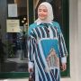 Mantap Berhijab, Begini Potret Tika Eks T2 dalam Balutan Busana Kekinian