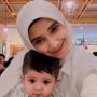 Dijodohkan Warganet, Intip 5 Adu Gaya Nadya Mustika dan Zikri Daulay Momong Anak