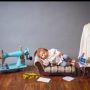 5 Gaya Boneka 'Anak' Ivan Gunawan Pemotretan, Bak Newborn Beneran!
