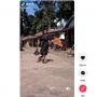 Videonya Viral, Cewek Ini Berjalan Bak Model Sambil Menenteng Kelelawar