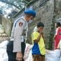 Terpisah Dengan Keluarga di Kawasan Pura Besakih, Anak Laki-laki Ini Tak Mau Bicara