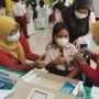 Masih Ada Warga yang Menolak Anaknya Divaksin COVID-19 karena Termakan Hoaks