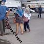 Gegara Salah Liat, Perempuan Kaget dengan Outfit Emak-Emak, Celananya Bikin Istighfar