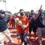 Potret Meriah Perayaan Persis Solo Juara Liga 2 Bareng Suporter di Stadion Sriwedari