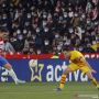 Diimbangi Granada 1-1, Barcelona Kian Jauh Tertinggal Dari Real Madrid