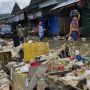 Aktivitas di Pasar Youtefa Jayapura Pascabanjir