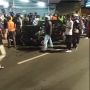 Kabur Usai Tabrak Sepeda Motor, Pengemudi Honda Brio Diamuk Warga di Jakarta Barat