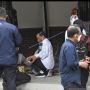 Presiden Jokowi Beli Sepatu Tenun Rp 350 Ribu di Mandalika, Penjual Mengaku Terharu