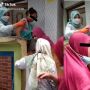 Viral! Lahirkan Bayi di WC Umum, Ibu-ibu Satu Desa Ramai Bantu Wanita ini ke Rumah Sakit