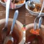 Viral Cocol Bakso Langsung ke Mangkuk Sambal, Aksi Perempuan ini Diamuk Warganet