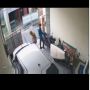 Viral Video Mobil Tergelincir Sendiri di Garasi Lukai Pemiliknya, Jadi Pembelajaran Rek!