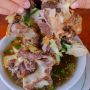 Tawarkan View Syahdu, Menu Sop Sapi di Warung Makan Ini Nggak Bikin Kantong Jebol! Cuma Rp9.000