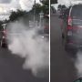Viral Toyota Avanza Keluarkan Asap Tebal di Knalpot Jadi Sorotan, Publik: Avanza Diesel Matik