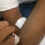 Viral Siswa Cowok Asyik Waxing Saat Pelajaran, Cuma Modal Ini Auto Bebas Bulu