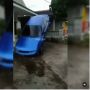 Luar Biasa, Viral Pindah Transmisi Mundur Mobil Jumping Tersangkut Kabel PLN