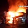 Heboh! Beredar Video Kebakaran yang Diduga Terjadi di Tempat Agen Gas LPG dan Penjual Bensin Eceran di Kapuas Hulu