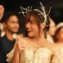 9 Potret Fuji Hadiri Acara Shandy Purnamasari, Akur Sama Chika!