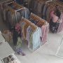 Terekam CCTV, Rombongan Emak-emak Maling Baju di Butik, Publik: Gaya Elit Ekonomi Sulit