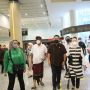 Krisdayanti Dan Anggota DPR Lain Datangi Bandara Ngurah Rai Bali Minta Tetap Jaga Kebersihan Dan Prokes
