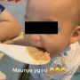 Seleranya Antimainstream! Bayi Ini Ogah Disuapi Pakai Sendok dan Malah Pilih Benda Tak Terduga Ini