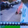 Terekam CCTV, Viral Aksi Wanita Main Buang Dagangan Orang di Jalan, Warganet Tak Habis Pikir