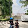 Seperti Kembar, 5 Potret Dua Anak Putri Titian yang Beda 2 Tahun