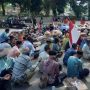 Sawah Terendam Limbah Pasir, Ratusan Petani Mekarjaya Lebak Geruduk Kantor Iti Octavia Jayabaya