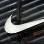 Kalah Modis dengan Sepatu On-Hoka, Pendapatan Nike Diperkirakan Anjlok