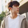 5 Inspirasi OOTD Sporty Pria ala Nine Naphat, Mempesona Nggak Ada Obat!