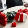 Hukum Islam Menerima Kado Valentine dan Kasih Sayang Ajaran Nabi Muhammad SAW