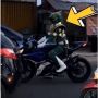 Viral Pengendara Motor Pakai Kostum Power Ranger, Warganet: Indonesia Sedang Tidak Baik-baik Saja