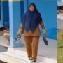 Heboh Video Guru Bakar Sepatu Siswa yang Langgar Aturan Sekolah, Netizen: Belinya Pakai Uang