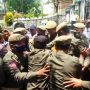 Wartawan Kendari Jadi Korban Kekerasan Anggota Polisi dan Satpol PP Saat Liput Unjuk Rasa