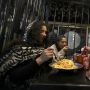 Mengunjungi Restoran Unik Berkonsep Penjara di Iran