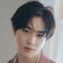 Suho EXO Tulis Surat Manis bagi Penggemar Setelah Wamil, Isinya Menyentuh