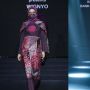 Ode untuk Suku Osing, Desainer Wignyo Rahadi Tampilkan Batik Banyuwangi di Jakarta Fashion Trend 2022