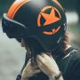 Helm Motor Termasuk Peranti Wajib, Ini Langkah Membantu Melepasnya dari Korban Laka Lantas