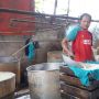 Harga Kedelai Selangit, Perajin Tahu dan Tempe di Depok Menjerit