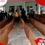 Viral Masjid Disekat Pakai Papan Demi Cegah Covid-19, Publik Geleng-geleng Kepala: Kayak Jalan Tamiya