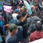 Ratusan Warga Bayah Geruduk PT Cemindo Gemilang, Aksi Berlangsung Ricuh