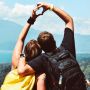4 Alasan Mengapa Seseorang Sulit Melupakan Cinta Pertama, Kamu Salah Satunya?