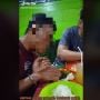 Viral Video Polisi Makan Bareng Terduga Pelaku Kejahatan di Warung Pecel Lele, Tangannya Tetap Diborgol