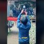 Viral Konsep Panggung Pelaminan 'Melayang' Bikin Bingung, Warganet: Setinggi Harapan Keluarga