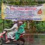 Pasang Foto Soeharto, Peternak Telur Ponorogo Sebar Banner Protes ke Presiden Jokowi