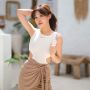 Sering Pakai Crop Top, Intip Yuk 5 Gaya Fashion Livy Renata