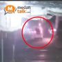 Viral Mobil Tertabrak Kereta Api di Perlintasan Medan, Warganet Geram