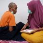 Istri Ungkap Kondisi Pak Ogah Terkini: Sering Meracau, Tak Bisa Bangun Sendiri