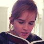 5 Buku Populer yang Direkomendasikan oleh Emma Watson, Wajib Kamu Baca!