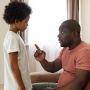 4 Hal yang Harus Dilakukan Orang Tua Jika Terlanjur Membentak Anak, Tenangkan Diri!