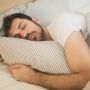 4 Cara Ampuh Membangunkan Orang Tidur, Jangan Asal-asalan